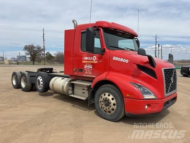 Volvo VNR Влекачи
