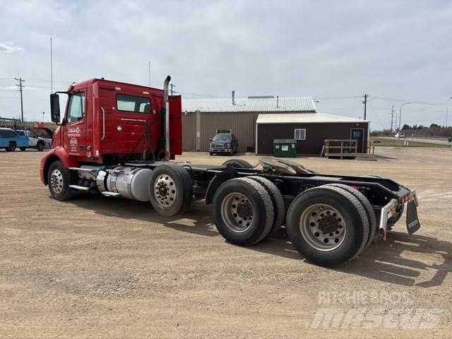 Volvo VNR Влекачи