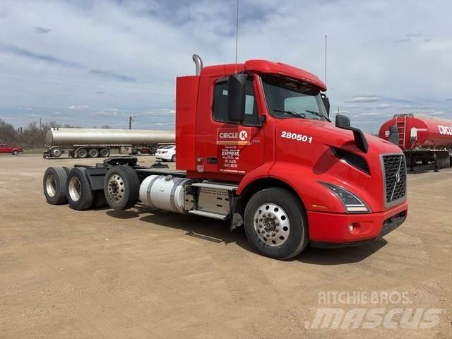 Volvo VNR Влекачи