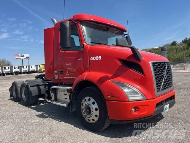 Volvo VNR Влекачи
