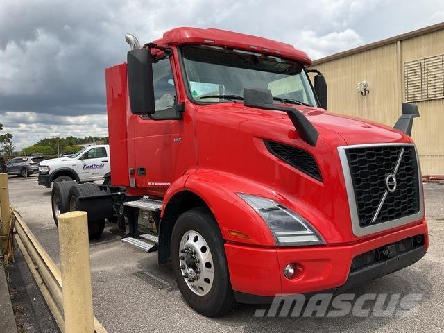 Volvo VNR Влекачи