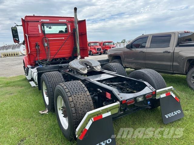 Volvo VNR Влекачи