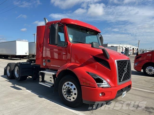 Volvo VNR Влекачи