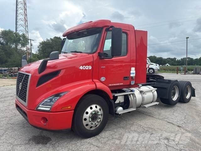 Volvo VNR Влекачи