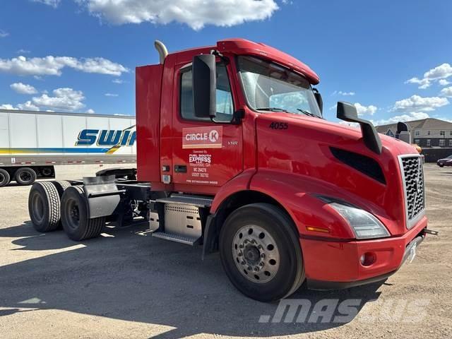 Volvo VNR Влекачи