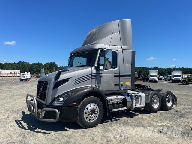 Volvo VNR Влекачи