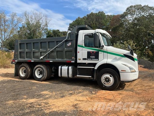 Volvo VNR Самосвал