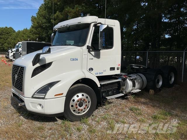 Volvo VNR Влекачи