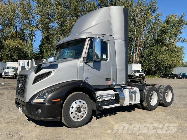 Volvo VNR 300 Влекачи