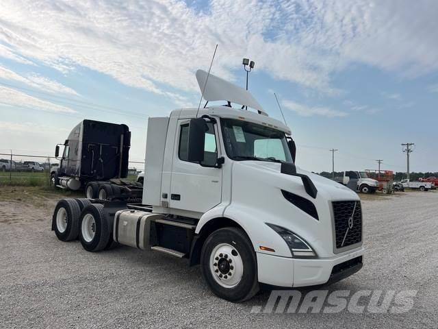 Volvo VNR64300 Влекачи