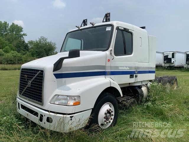 Volvo VNR64T Влекачи