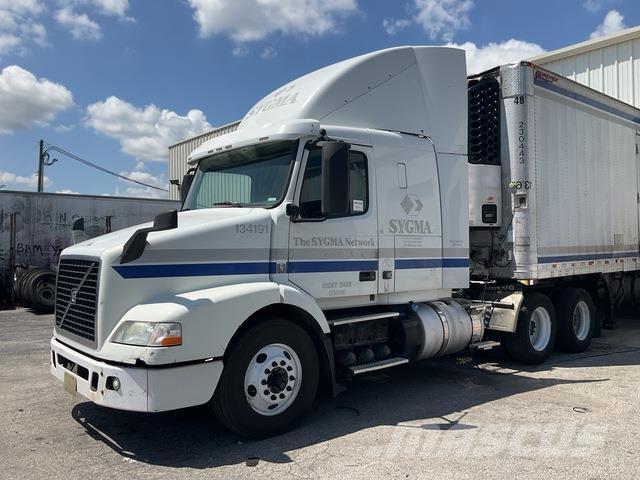 Volvo VNR64T Влекачи