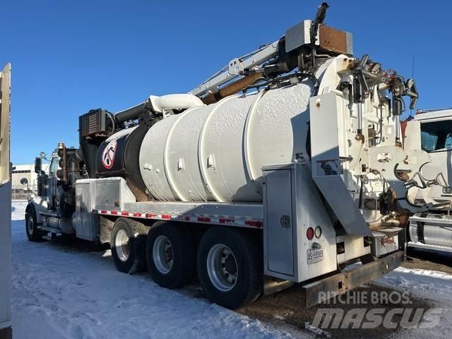 Western Star  Верижен екскаватор