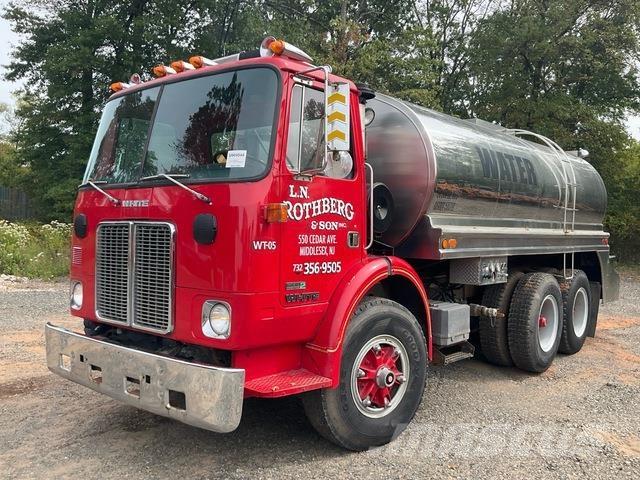 White  Цистерни за вода
