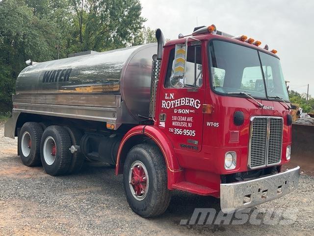 White  Цистерни за вода
