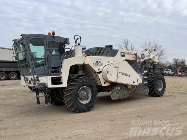 Wirtgen WR2000 Уплътнители за почва

