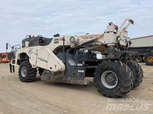 Wirtgen WR2000 Уплътнители за почва
