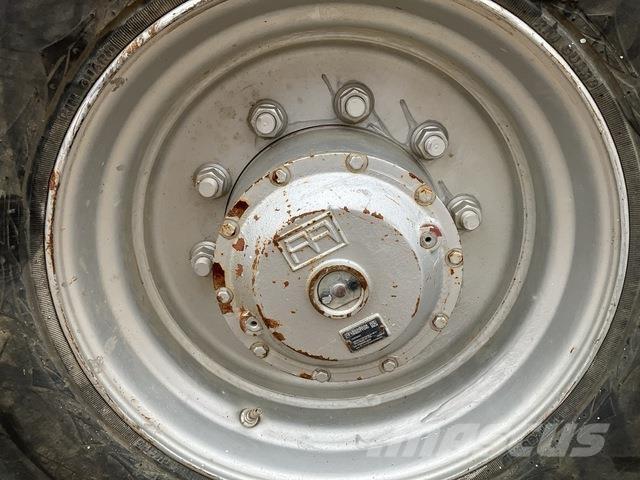 XCMG GTBZ32S Телескопични повдигачи
