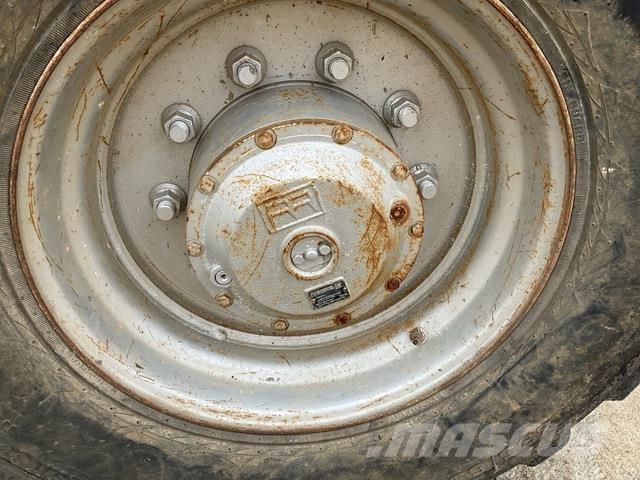 XCMG GTBZ32S Телескопични повдигачи
