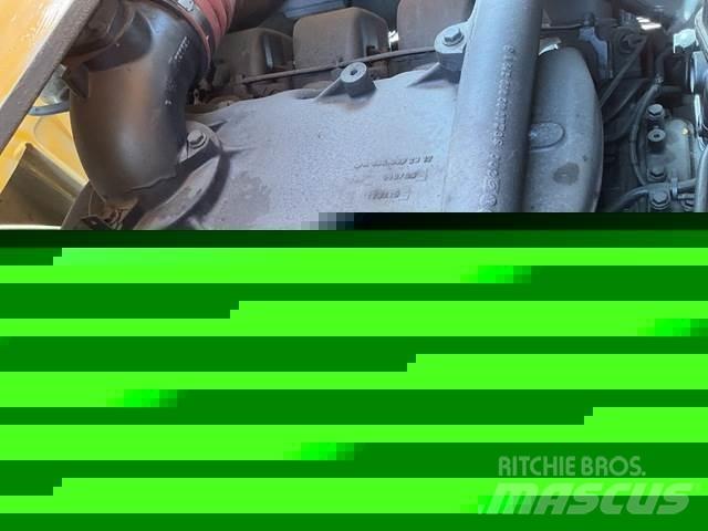 XCMG QAY260 Всъдеходни кранове