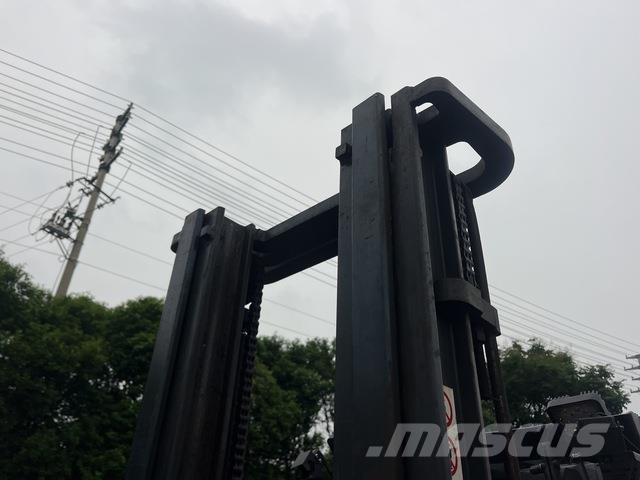 XCMG XCB-TW18 Електрически вилични кари-повдигачи