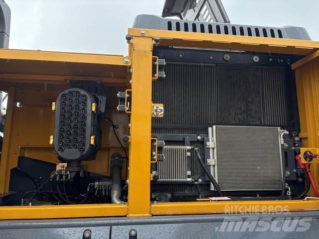 XCMG XE380CIV Верижен екскаватор