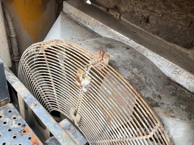 XCMG XE900D Верижен екскаватор