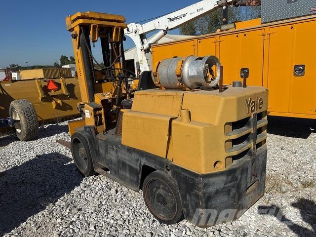 Yale  Вилични кари-повдигачи - други