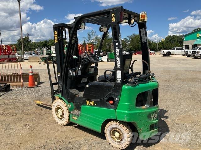 Yale GTP030VX Камиони за херавни местности
