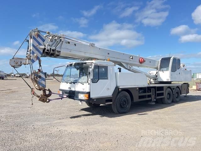 Zoomlion QY25H Верижни кранове
