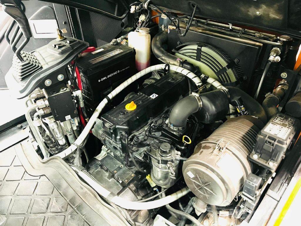 Doosan D30S-7 Дизелови камиони