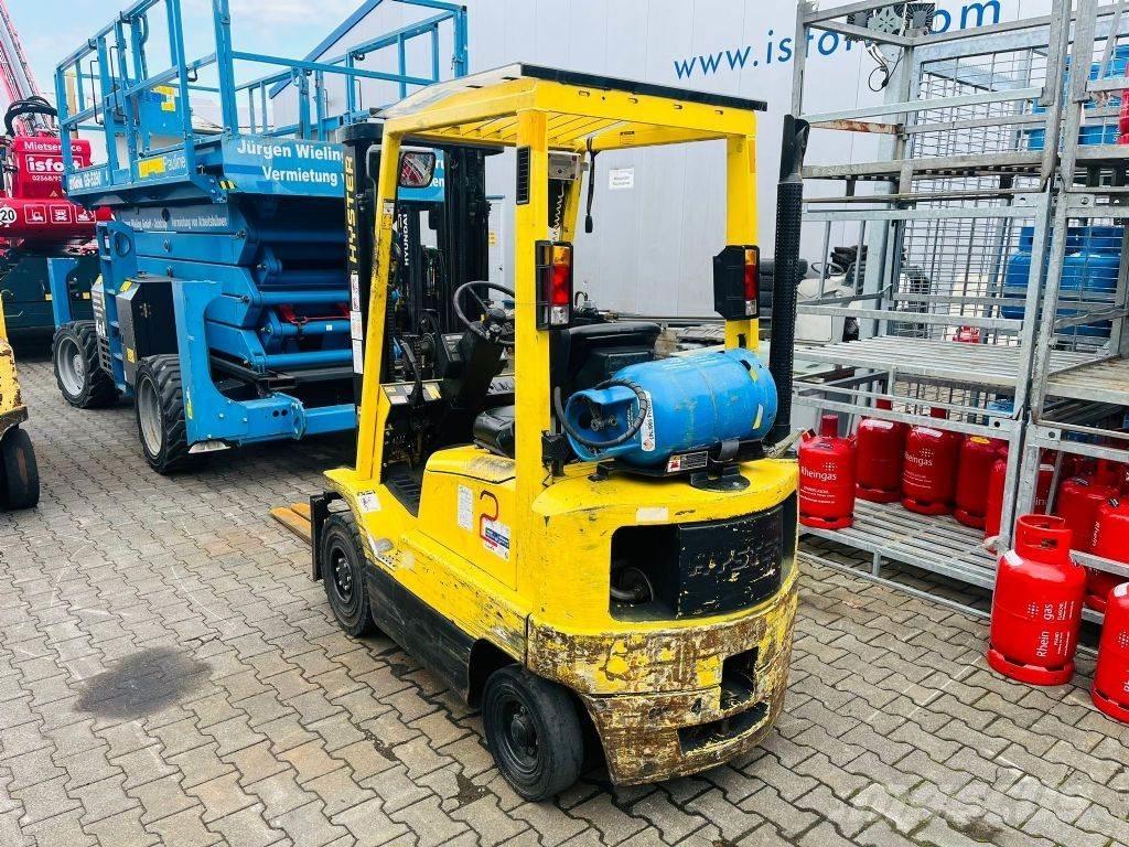 Hyster H1.50XM Камиони с АГУ