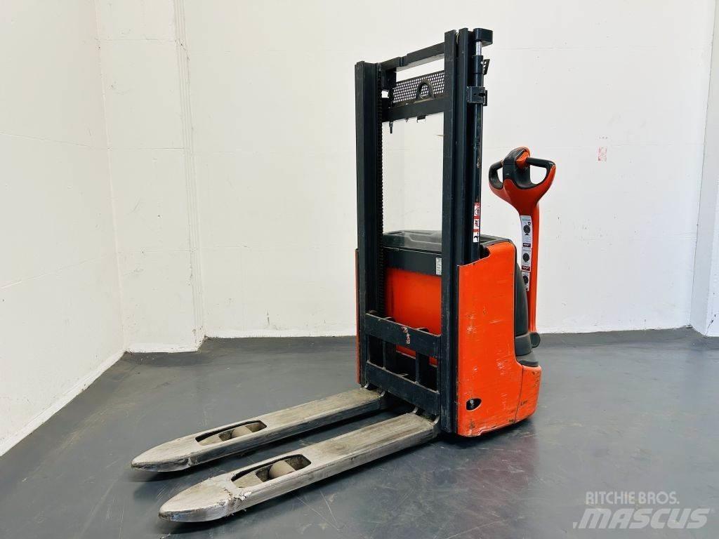 Linde L10B Колички високоповдигачи с теглич