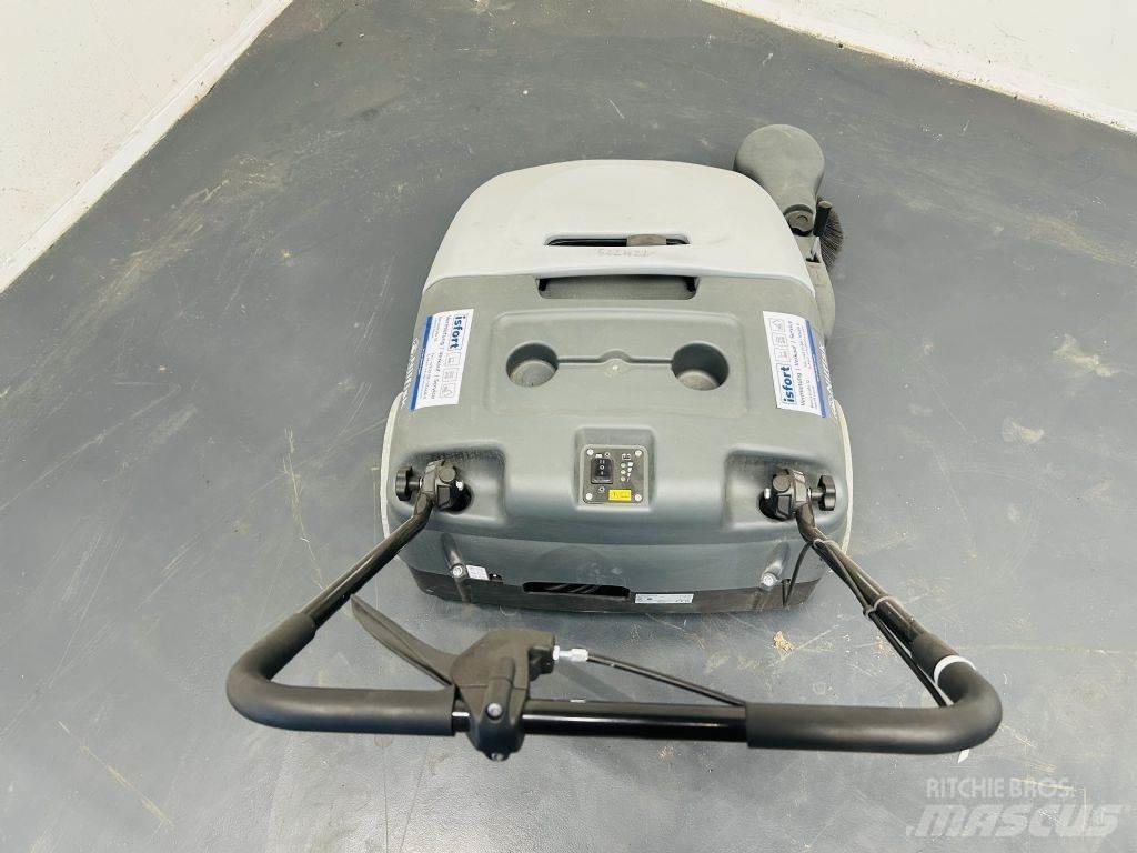 Nilfisk SW750 Автоматични метачки с четки