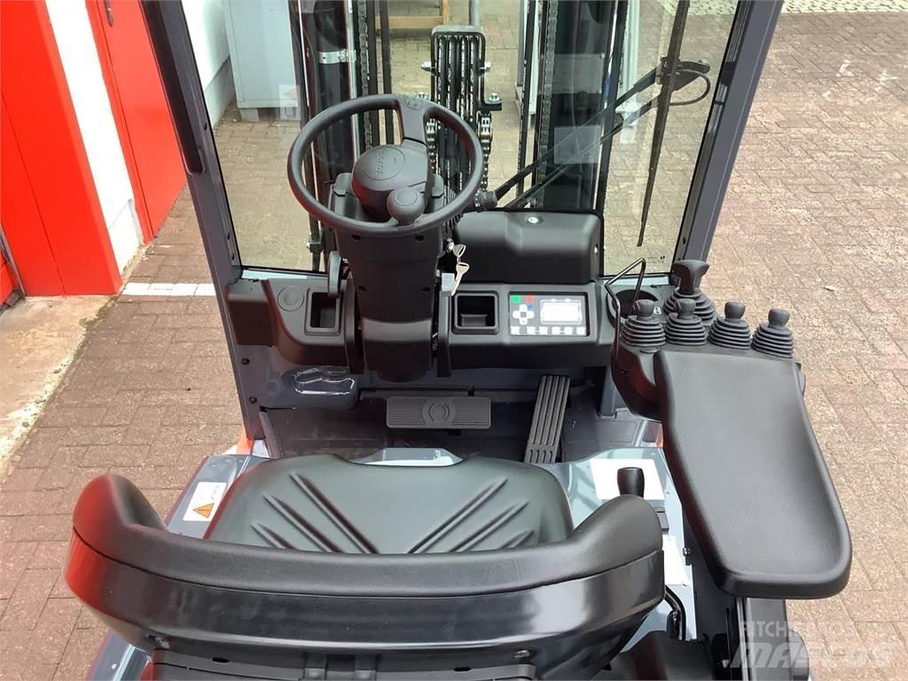Toyota 8FBE16T Електрически вилични кари-повдигачи
