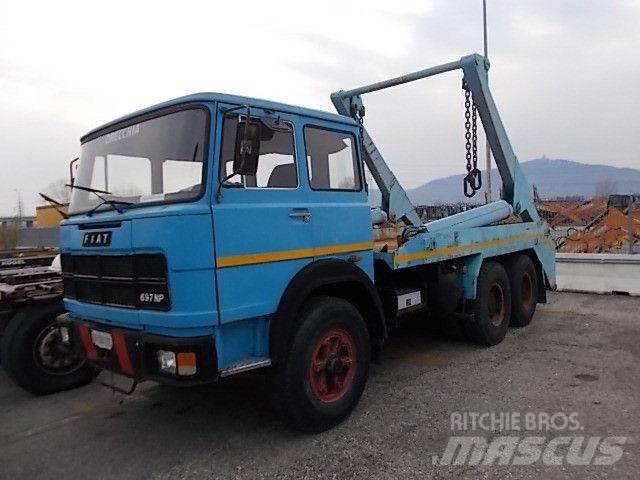 Fiat 697 NP Камиони с кран с кука