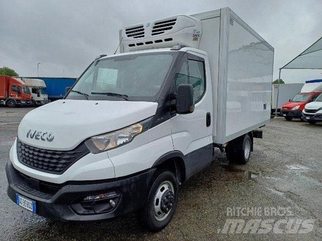 Iveco 35C16 С температурен контрол