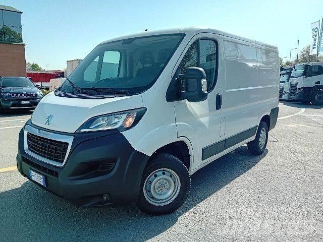 Peugeot BOXER Фургони
