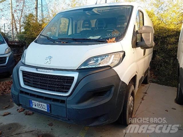 Peugeot BOXER Фургони
