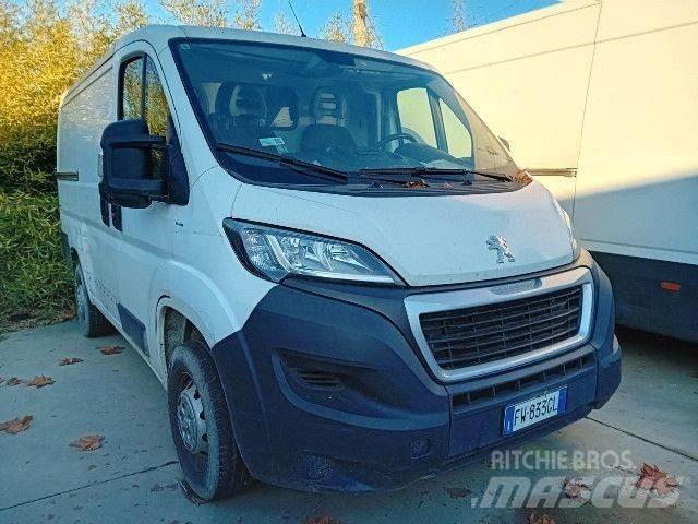 Peugeot BOXER Фургони
