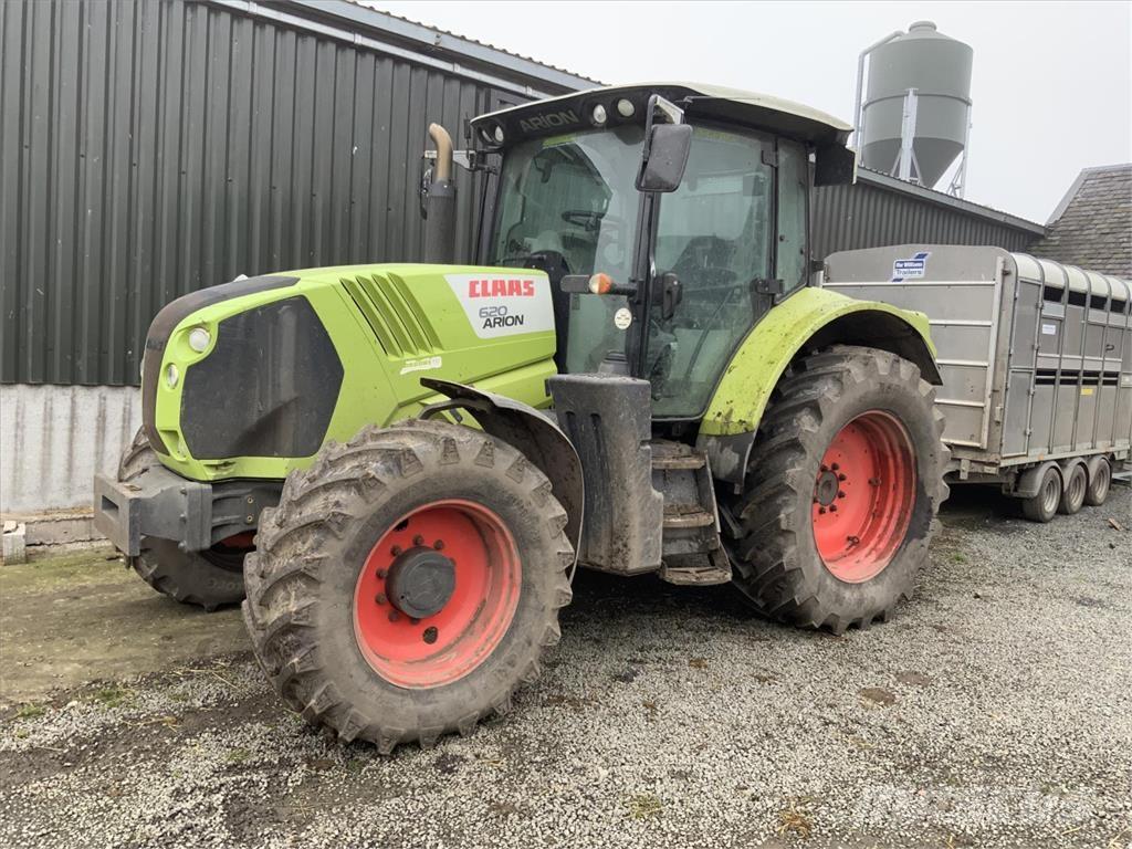 CLAAS ARION 620 Трактори