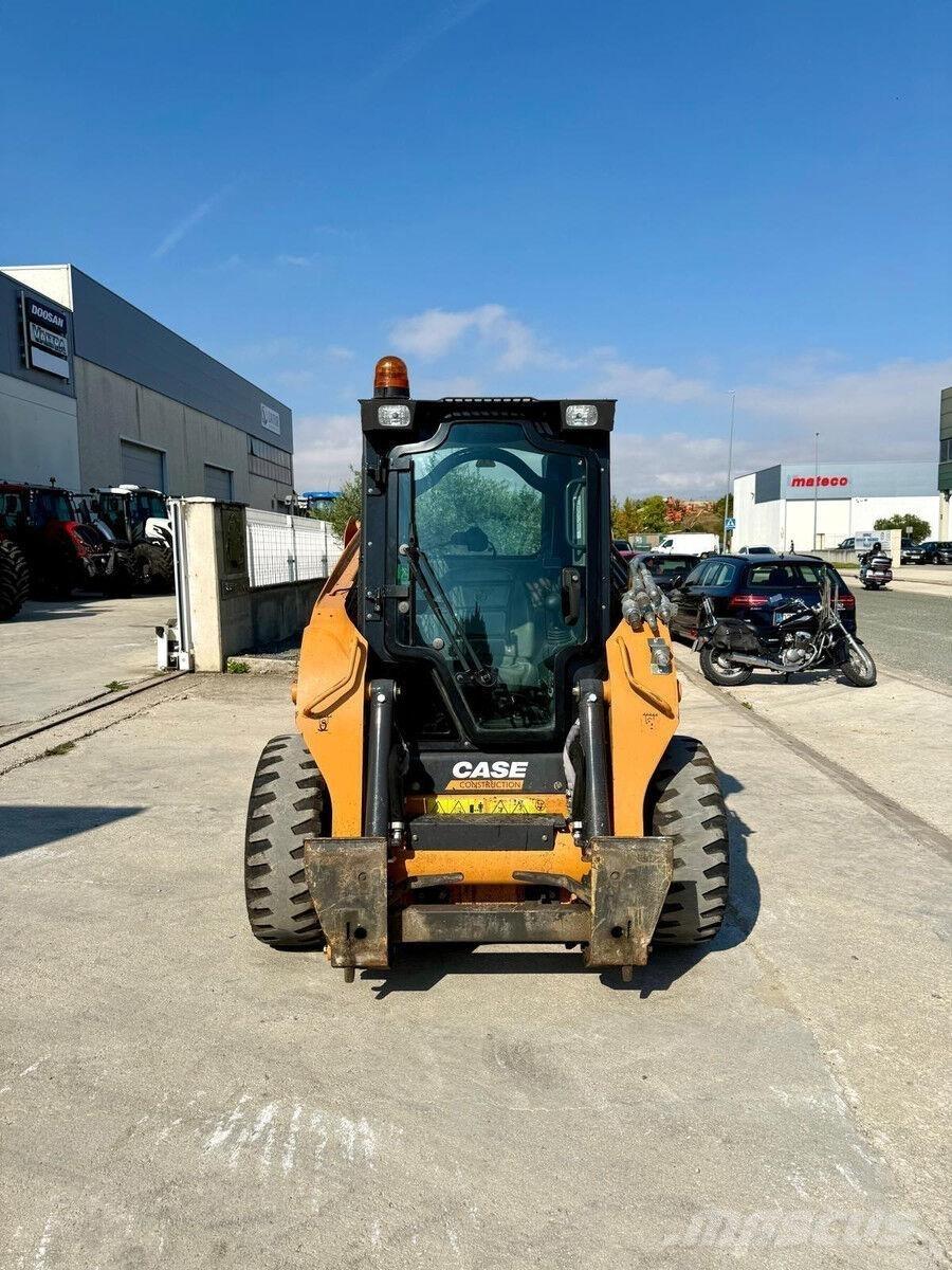 CASE SR210 Колесни товарачи