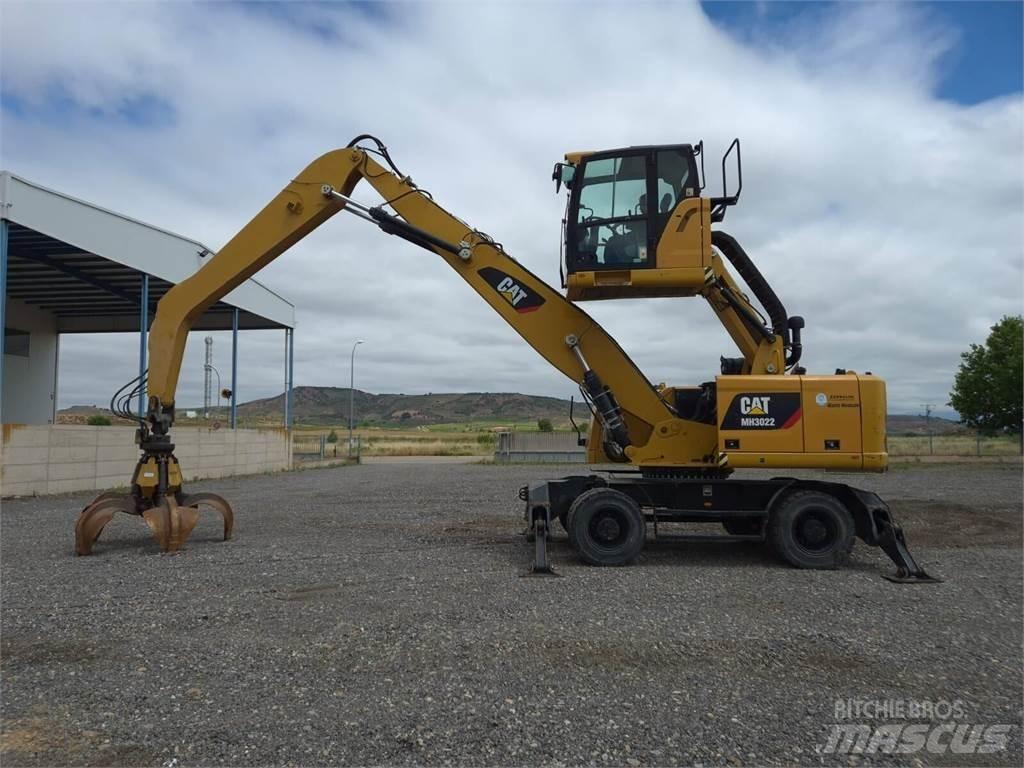 CAT MH3022 Колесни екскаватори
