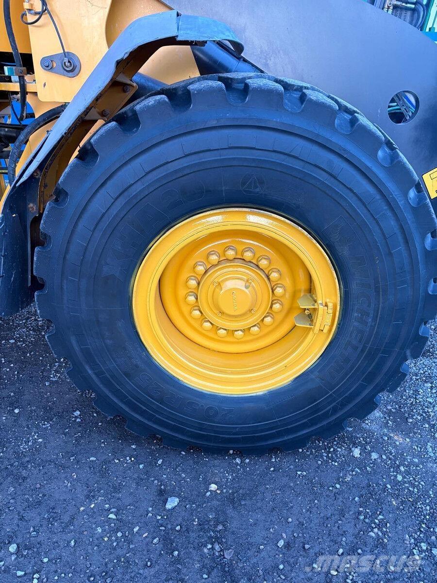 Volvo L70E Колесни товарачи