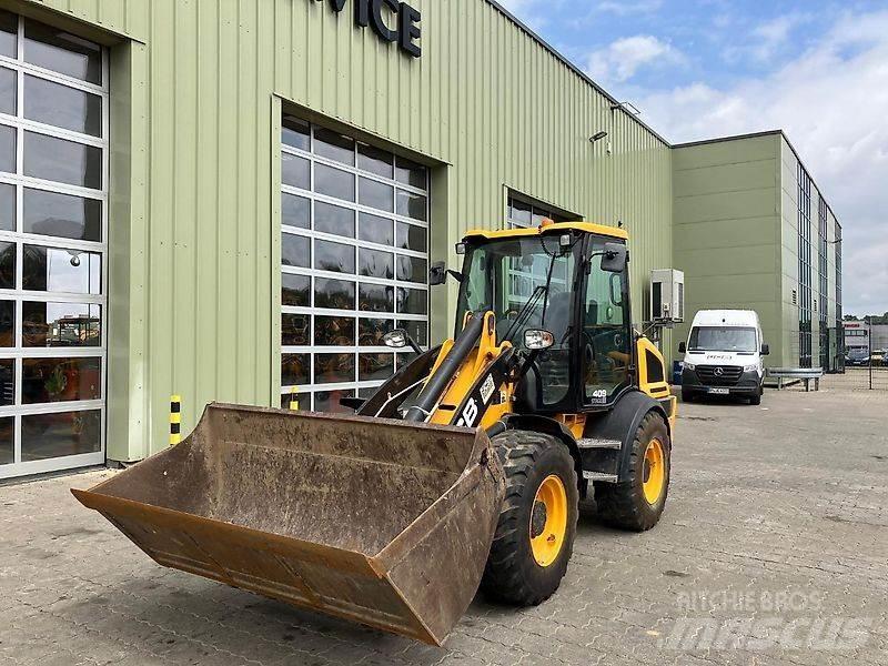 JCB 409 Колесни товарачи