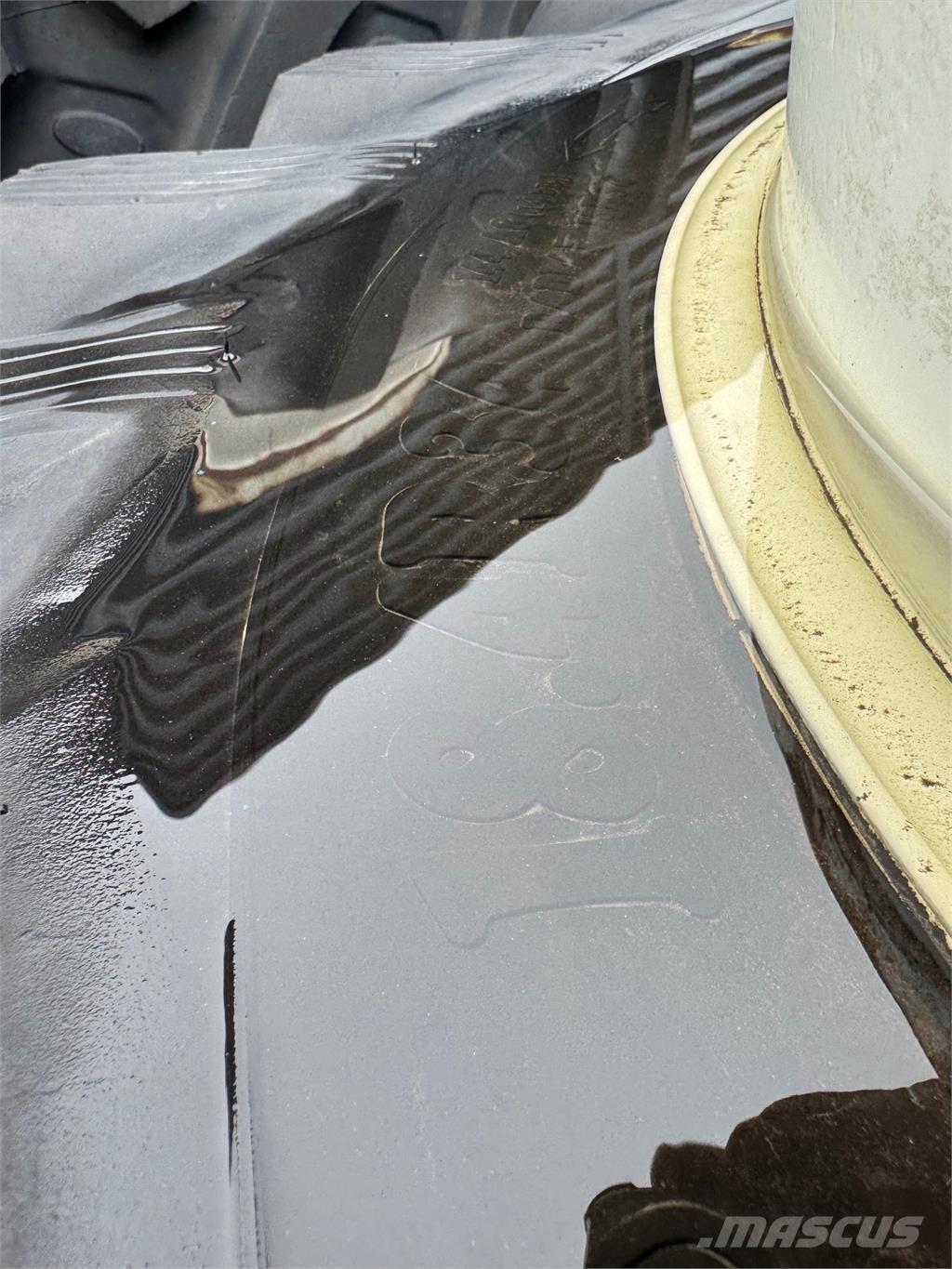  18.4R34 Колелета/Гуми