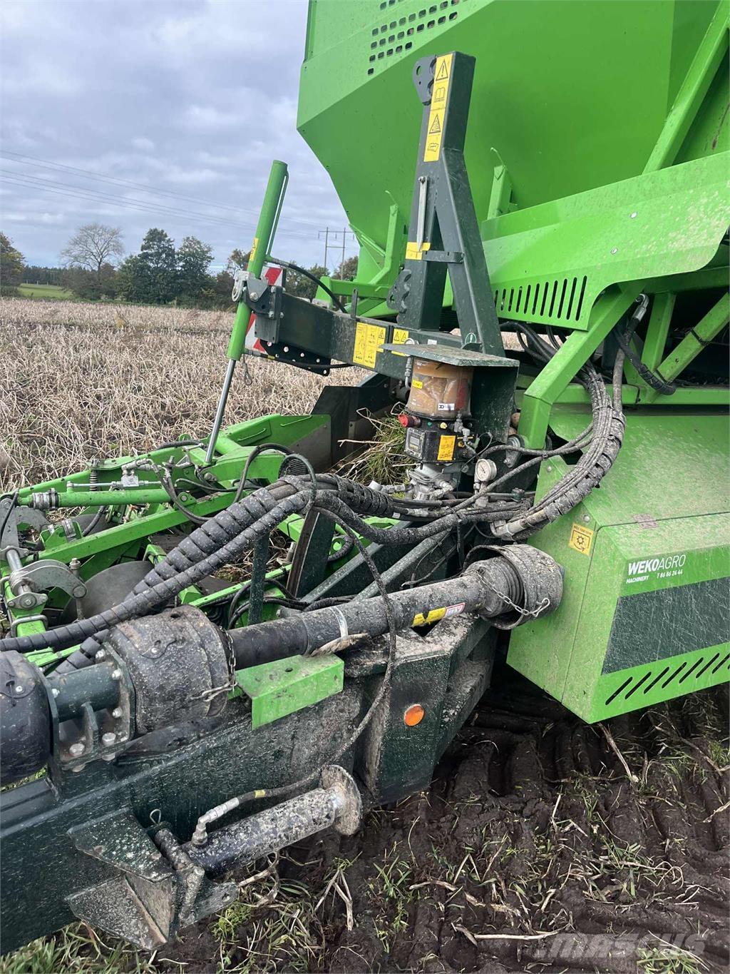 AVR 9200 CR Комбайни за картофи и копачи