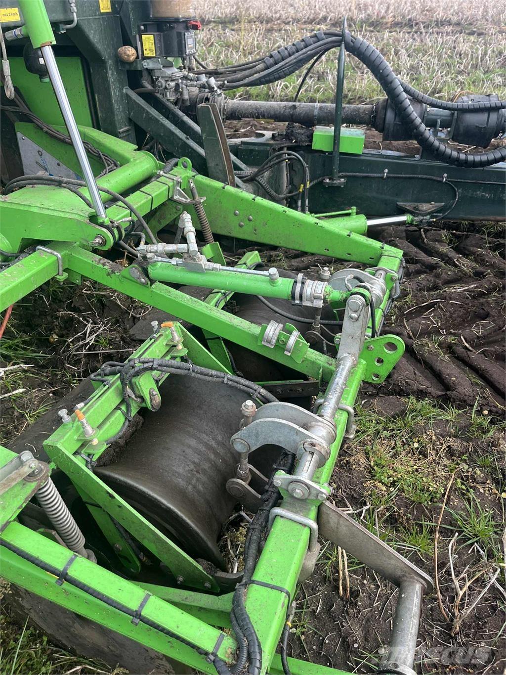 AVR 9200 CR Комбайни за картофи и копачи