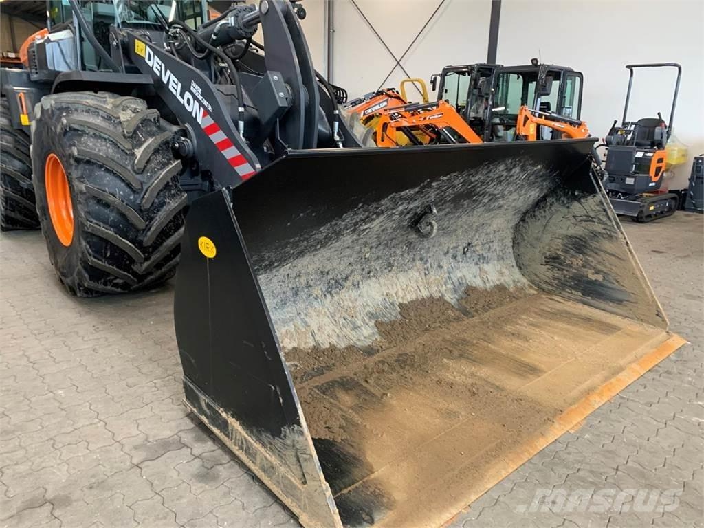 Develon DL280-7 Колесни товарачи