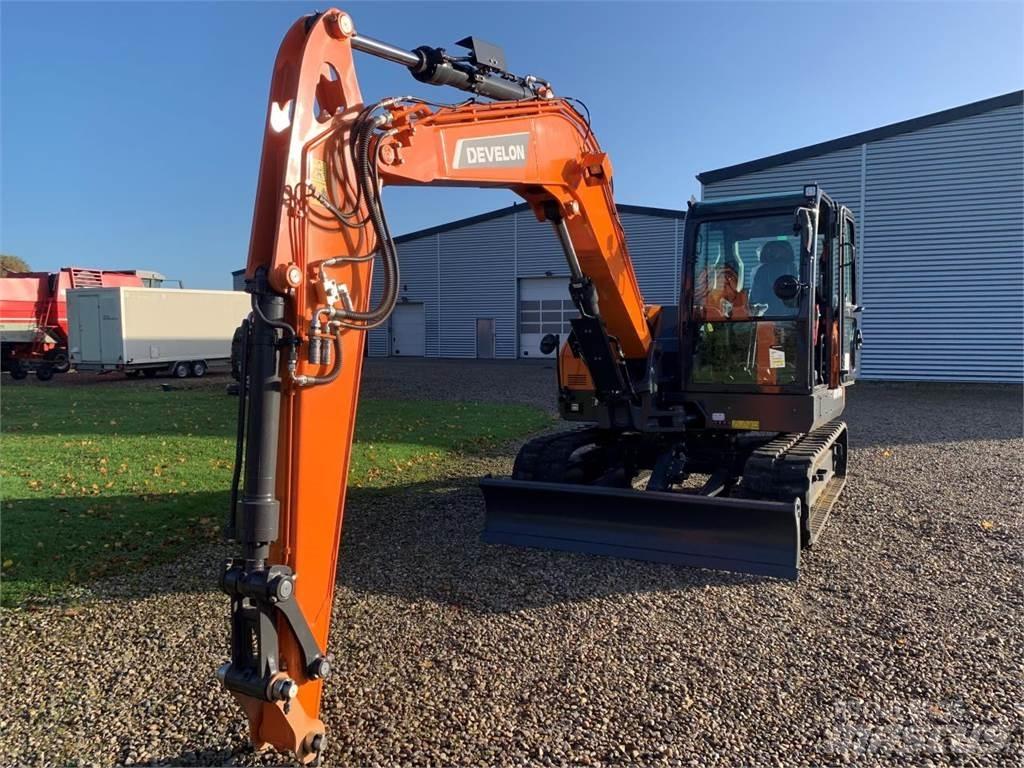 Develon DX85R-7 Мини екскаватори < 7 т